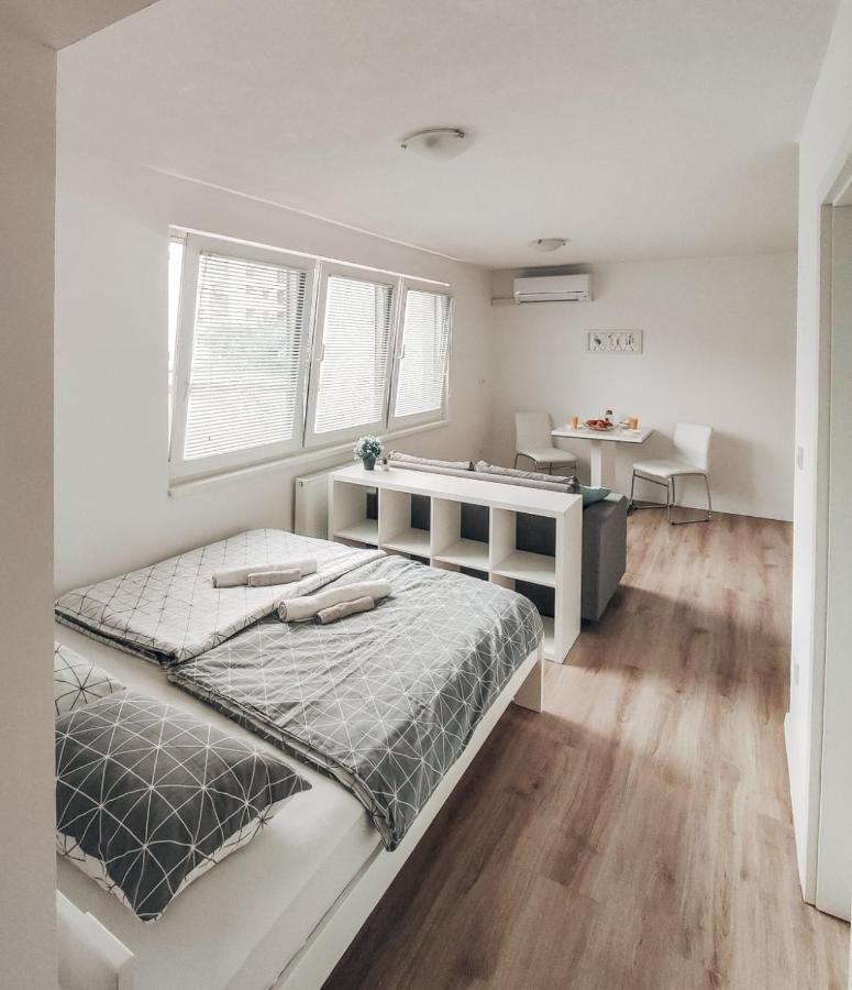 Studio Apartment Sanya #2 류블랴나 외부 사진